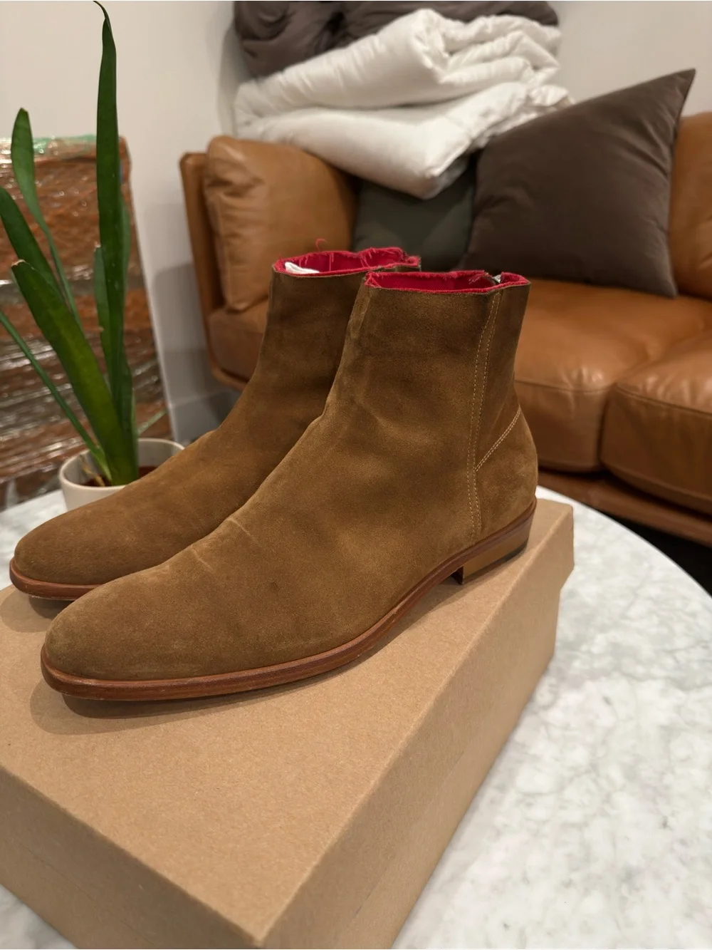 Zadig & Voltaire Men’s Tan Suede ROMARE Boot with Red Liner